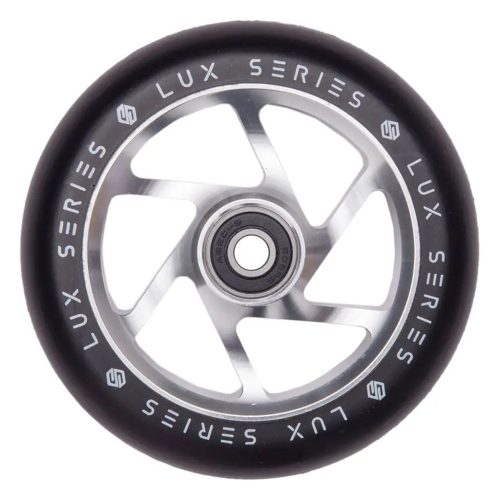 Striker Lux 110mm Wheel - Silver