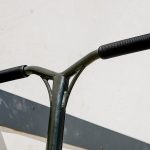 Versatyl Bloody Mary V2 Scooter - Neochrome