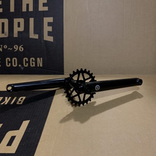 Salt AM 170mm Crankset with Sprocket - Black 