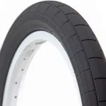 Demolition Momentum Tyre 20" 2.2" - Black  
