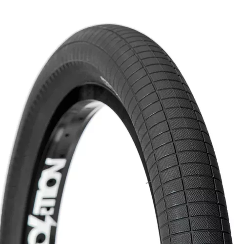 Demolition Hammearhead - Street Tyre 20" 2.25" - Black    