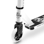 Street Surfing Destroyer V2. Scooter - Smoked Skull White
